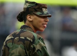 US-military-woman-
